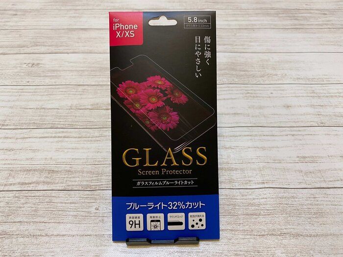 100均のiPhone用ガラスフィルムは使える？強度や性能を検証