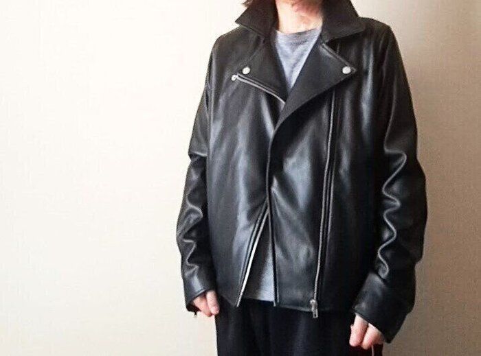 見つけたら即ゲット【ワークマン】高見えするフェイクレザーのおしゃれジャケット