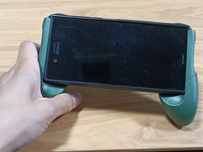 【Daiso】地味に便利！スマホゲームで子どもの目が悪くなることが心配…そんなときに便利な100均グッズ！