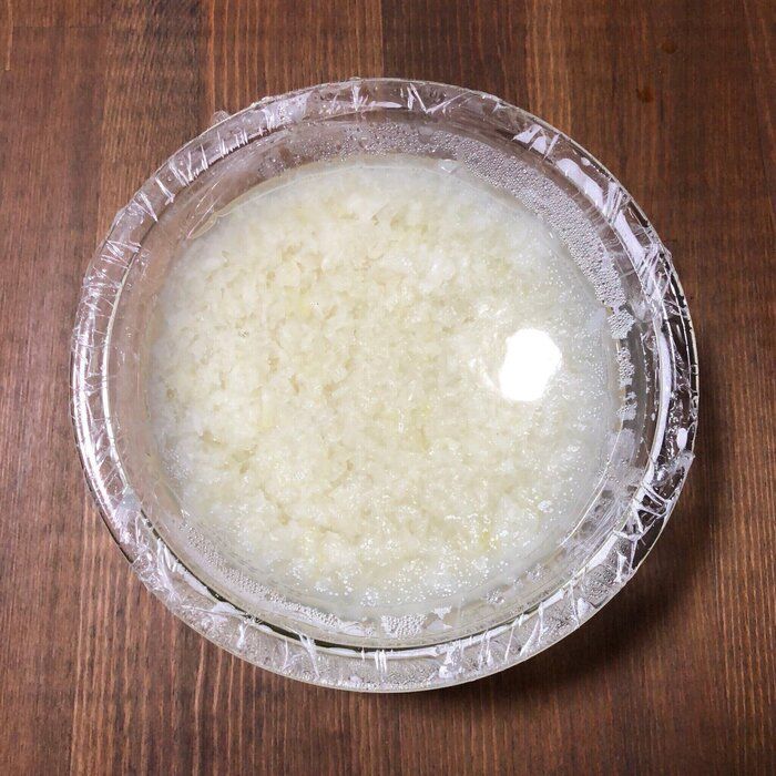 【レンチンで「熱い！」を防ぐ】火傷しないラップの剥がし方