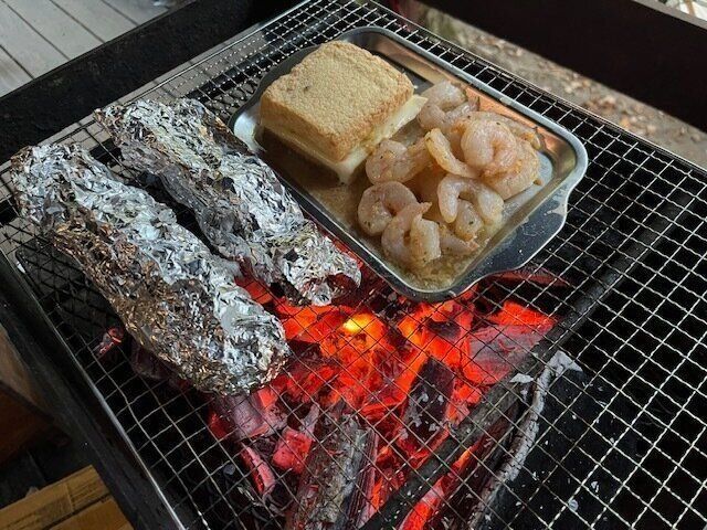 【ダイソー】これ便利！キャンプやBBQに役立つバーベキュープレートが１００円（税抜き）で買える！