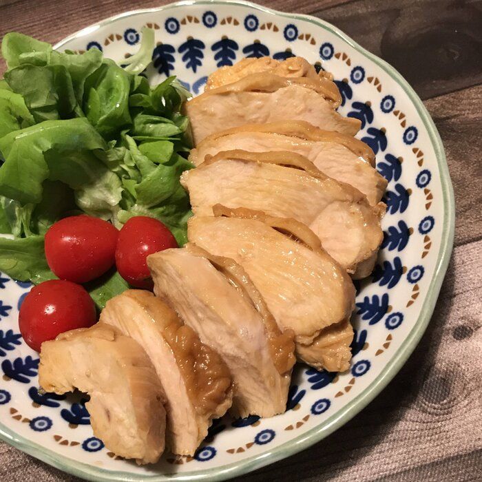 食費節約の強い味方！≪鶏むね肉≫を使った超簡単レシピ2選☆