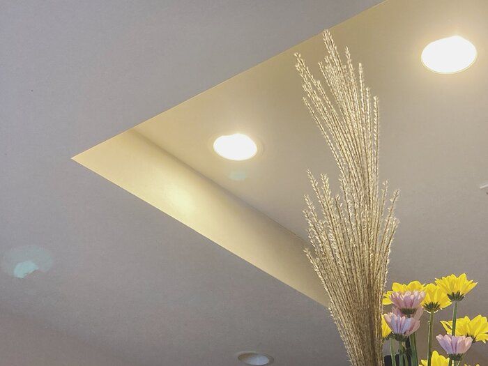 お月見のススキ捨てないで！ひと手間加えてハロウィンインテリアに