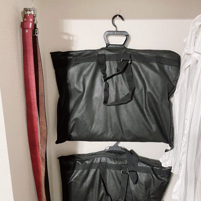 冠婚葬祭のスーツはクローゼットに掛けないで！ここに置いてスペースの効率化アップ