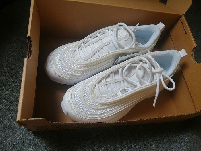 アウトレット戦利品！お気に入りのスニーカー