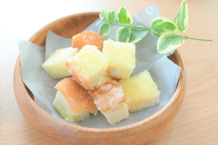 材料3つ【レンジでカリカリラスク】余った食パンを美味しく消費できるスイーツレシピ