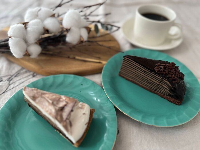  【ローソン新商品】2つも入ってこのお値段？！2種のケーキを味わえる「チョコタルト＆チョコミルクレープ」