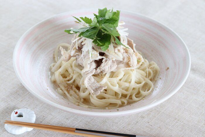 【暑い日のランチに！豚しゃぶゴマうどん】
