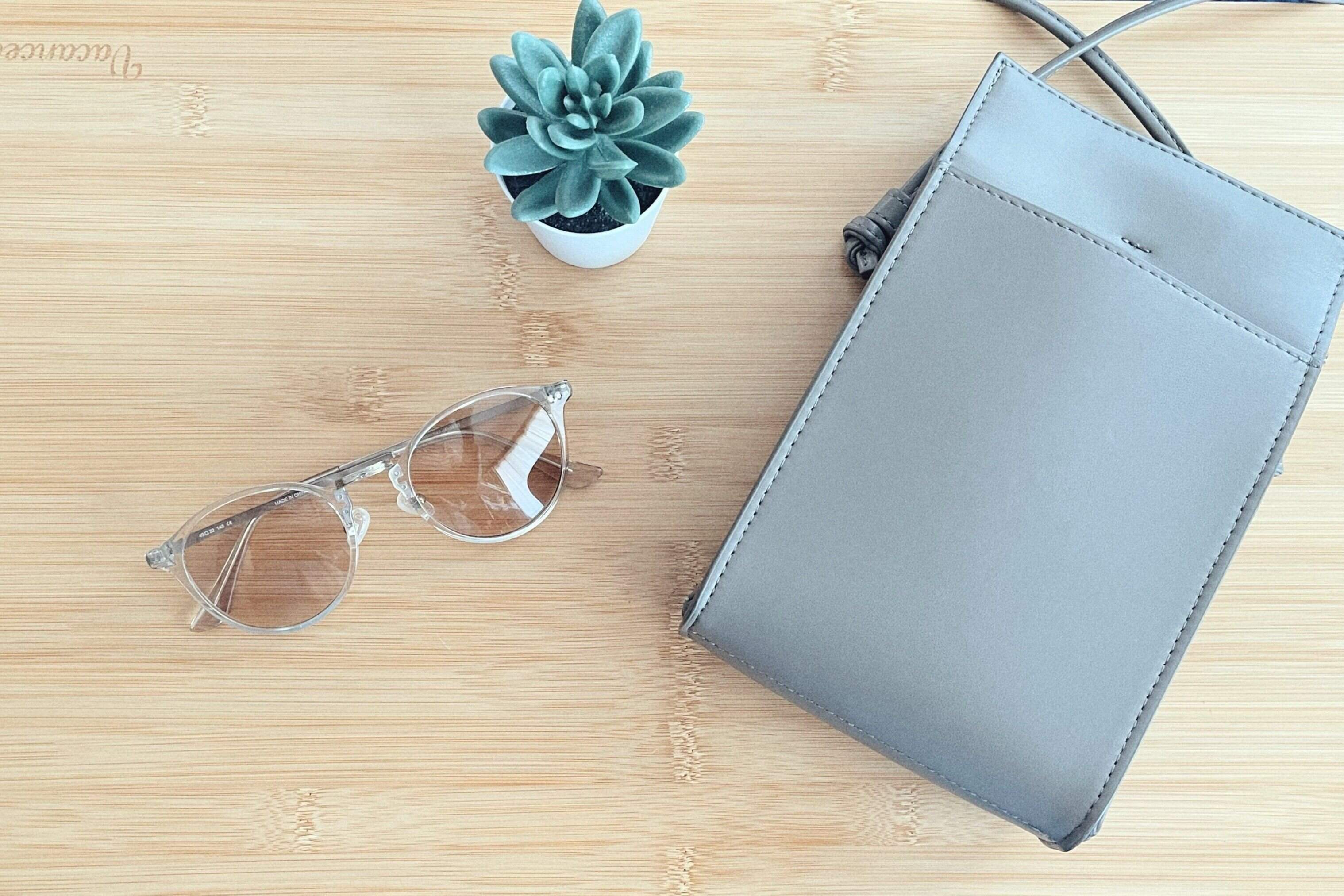 【これが2000円⁉︎】サングラスデビューにおすすめ！UNIQLOの『ボストンコンビサングラス』