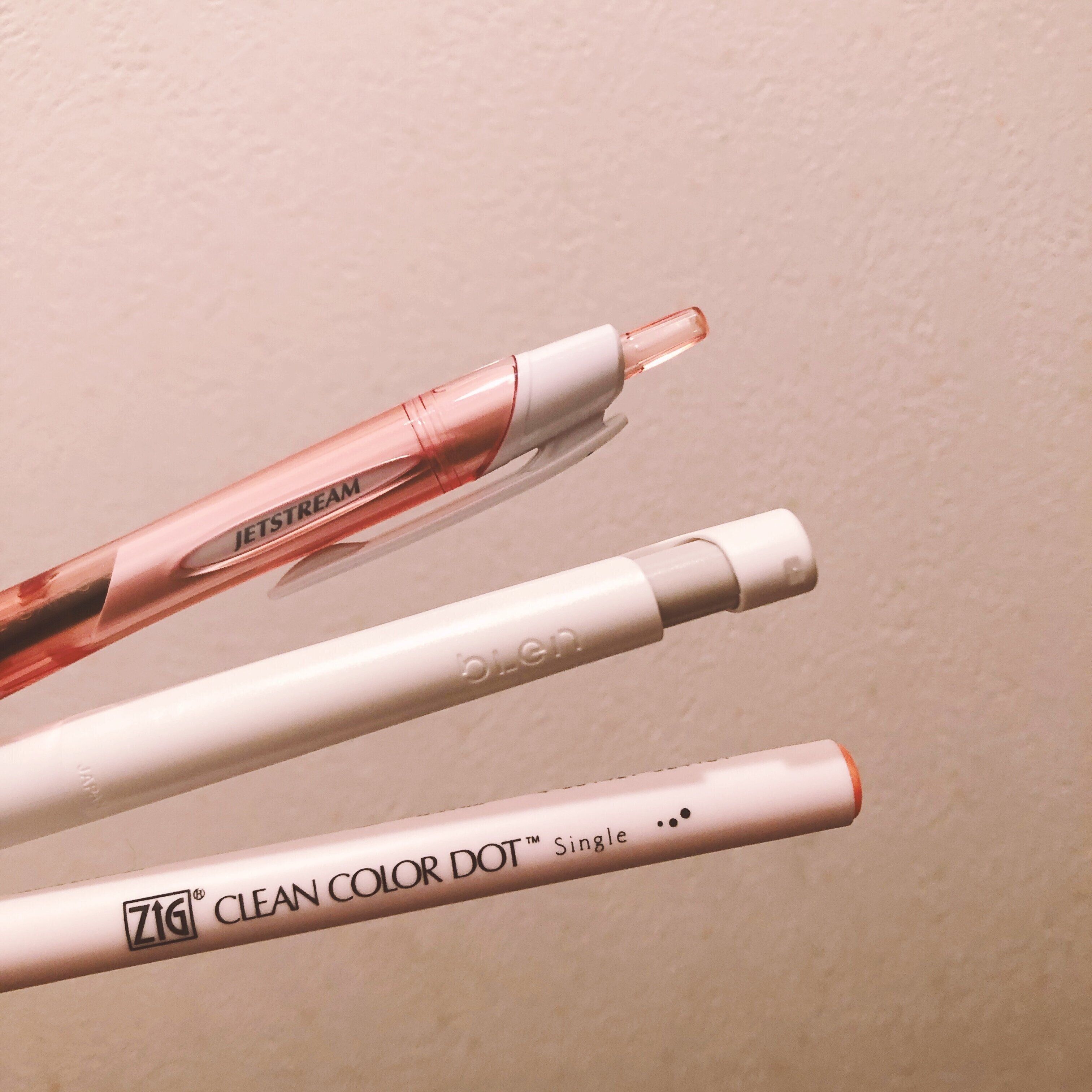 【ダイソー】定価以下で買える！愛用者も多い「メーカー文具」3選