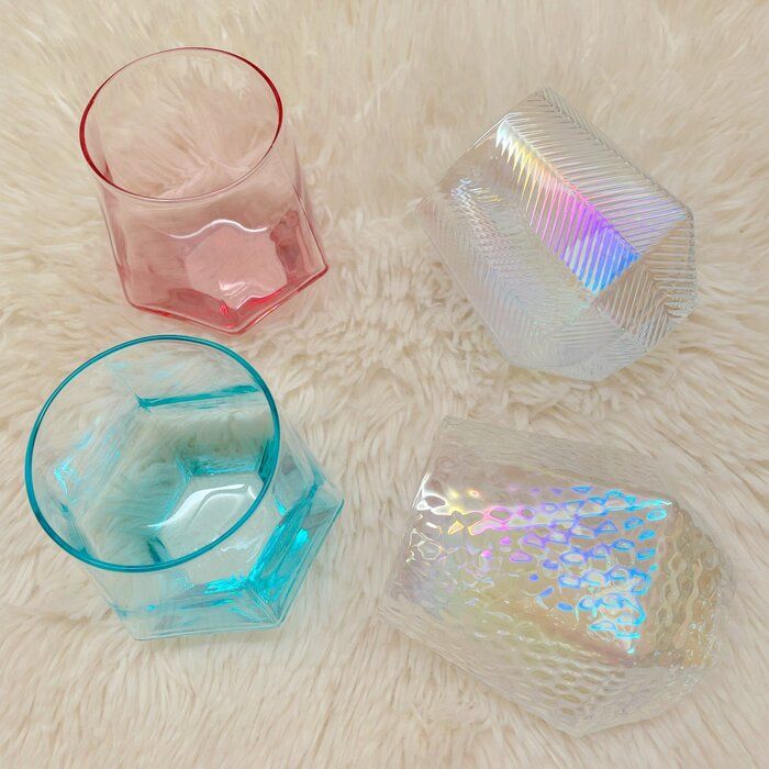 【ダイソー】話題の新作”六角グラス”がエモすぎるっ！
