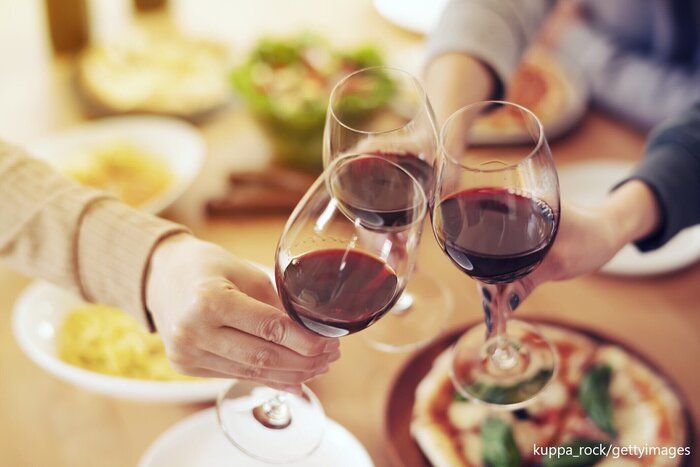 【ダイエット】誘惑の季節到来！ごちそうを我慢せず、太らないための方法は？