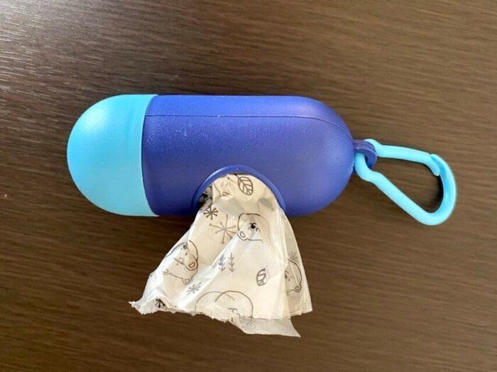 100円ショップの人気商品ロール袋は【わんちゃんコーナーがかわいくてお得】