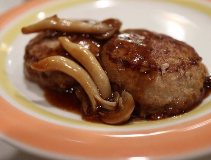 【料理アイデア】卵いらず！たどり着いたふわふわハンバーグ
