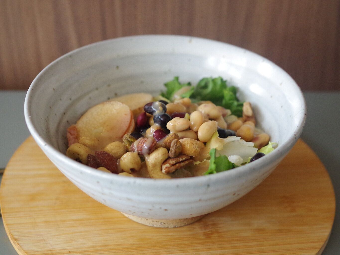 【カルディ】生野菜をモリモリ食べられる！食べ応えがあってヘルシーな「5種のミックスサラダ豆」をぜひ