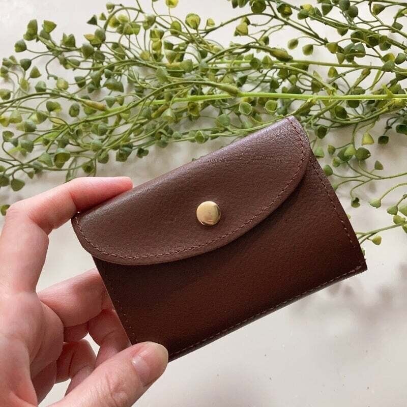 旅行には欠かせない！ダイソーのアクセサリーポーチ