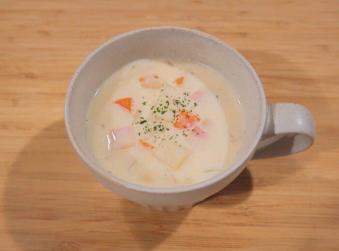 【旬食材】「新じゃがと新玉ねぎのクリームスープ」のつくり方