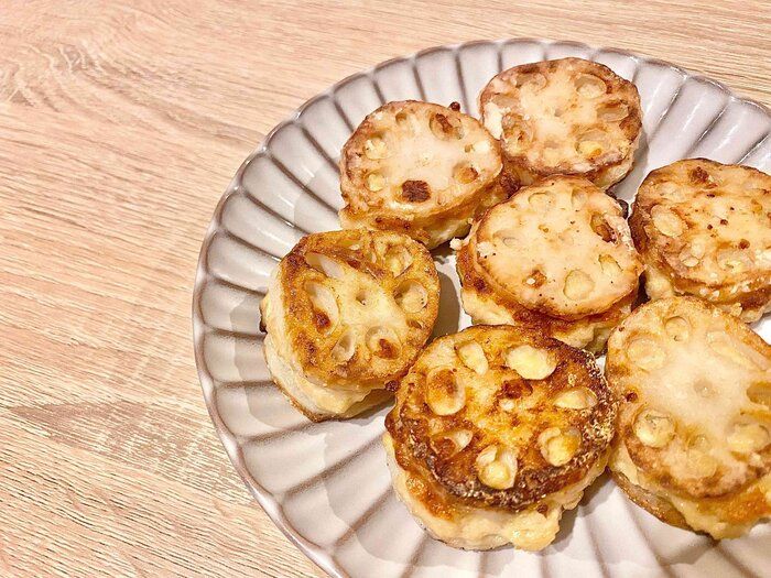 ヘルシーで栄養満点♪「鶏肉とれんこんのはさみ揚げ」