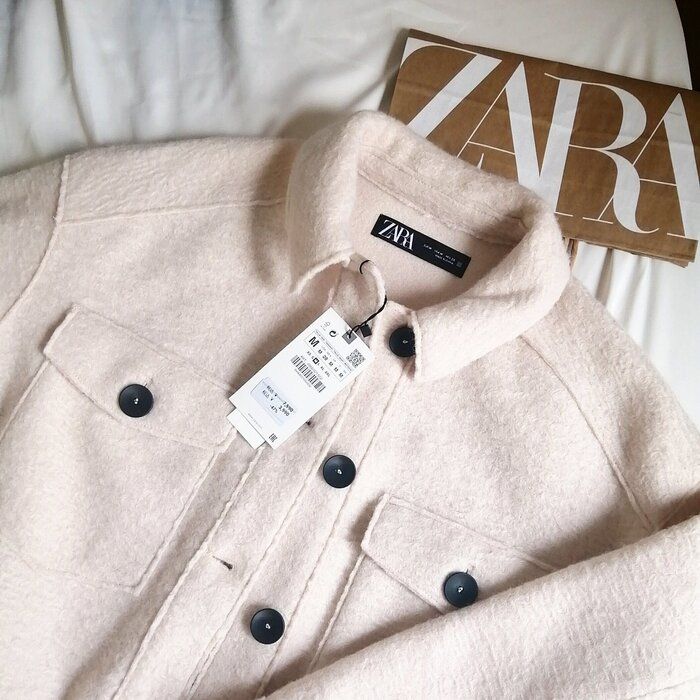 はるちゃんママさま❤️完売品❤️ ZARA ベージュ ケープコート マキシ丈 はるちゃんママさま❤️完売品❤️ ZARA ベージュ ケープコート