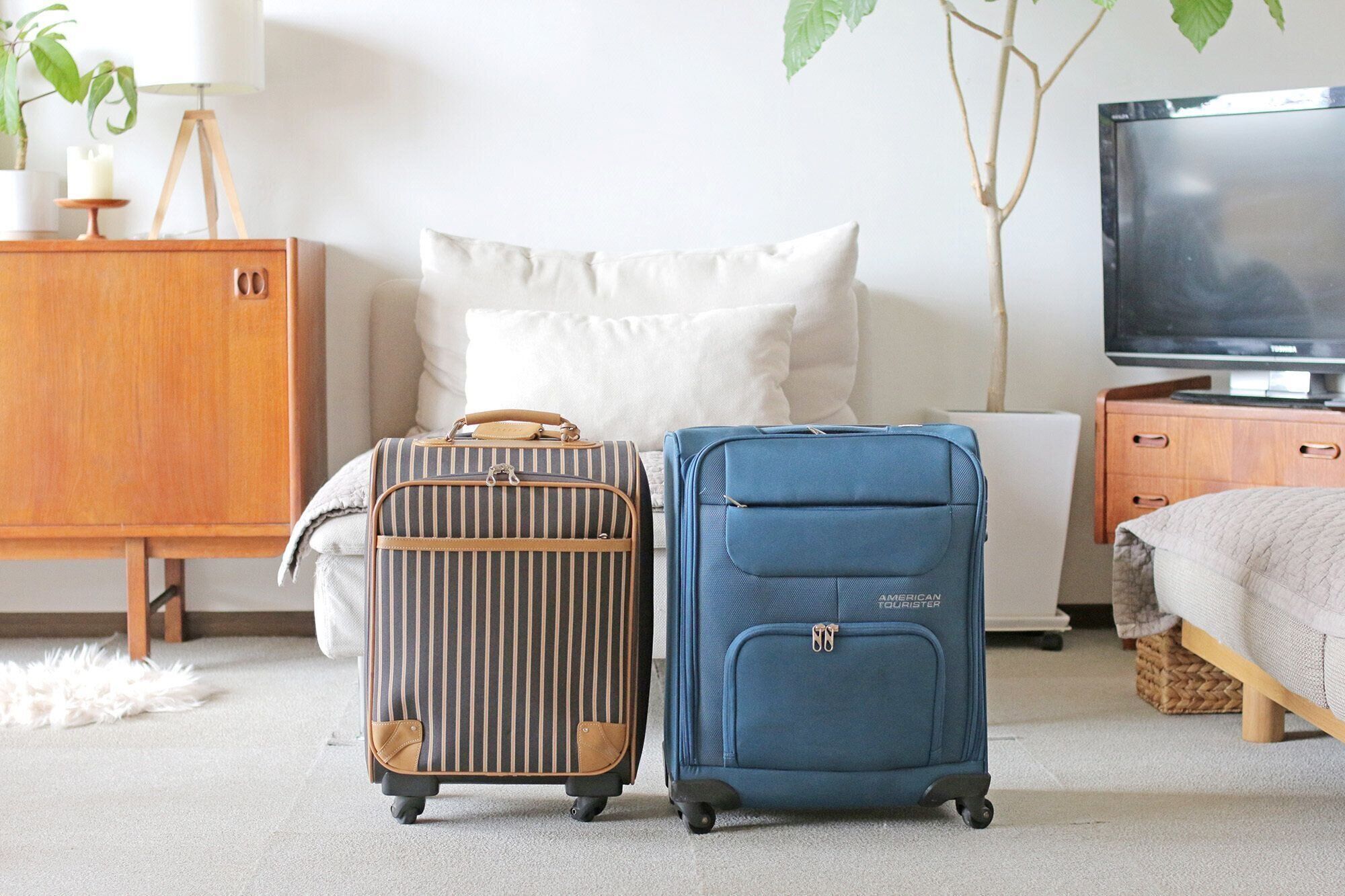 かさばる羽毛布団の収納にも使えるキャリーバッグ活用法