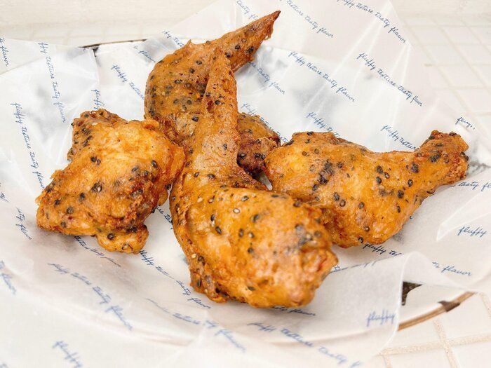 【業務スーパー】揚げるだけで簡単に一品料理の出来上がり！鶏屋さんの『ミックス手羽唐揚』