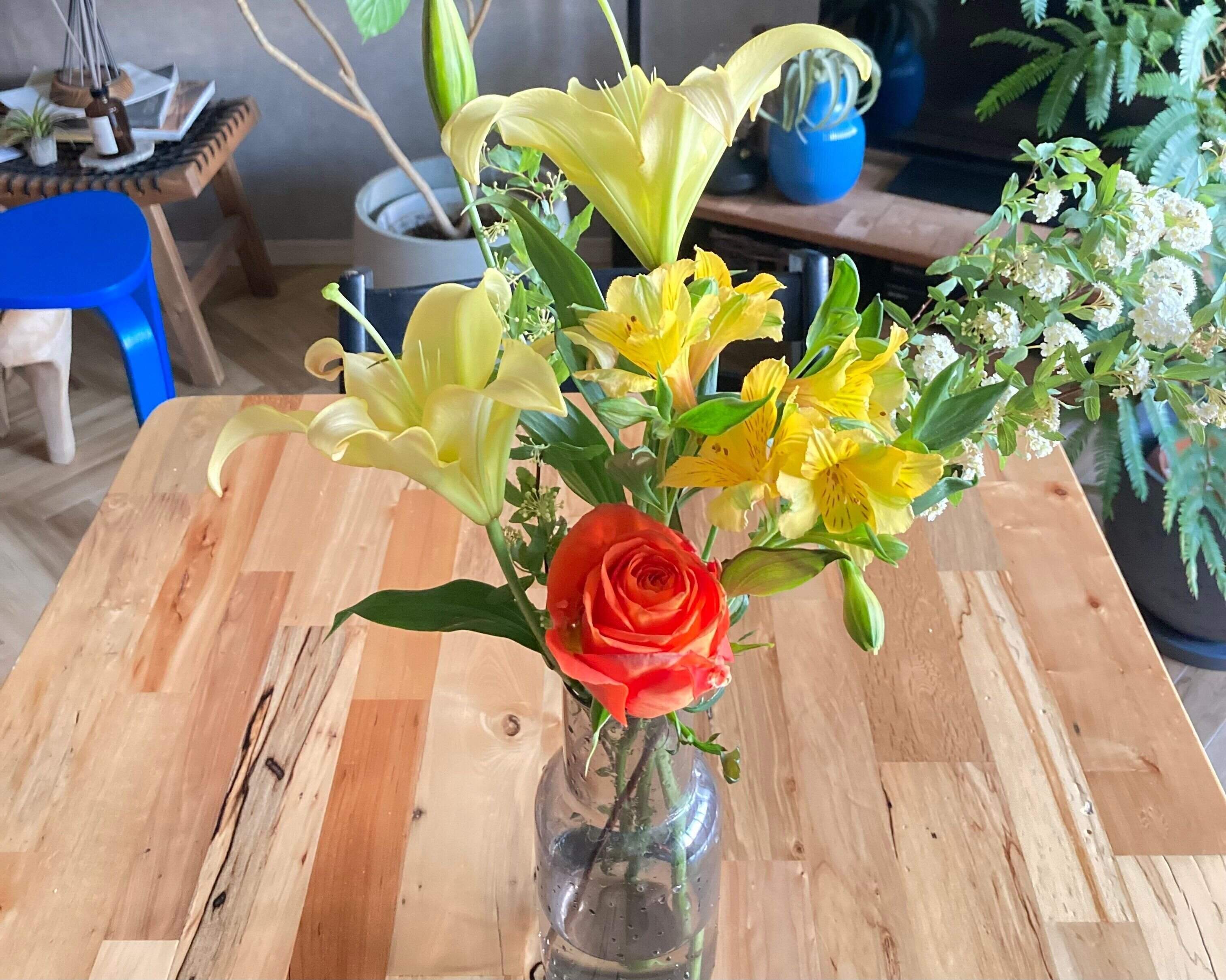 【ルームスタイリスト伝授】花で部屋が片付く？！見た目だけじゃない３ステップ効果