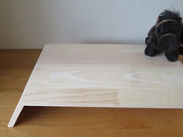 【3COINS】パソコン周りがすっきり！インテリアを邪魔しない収納アイテム