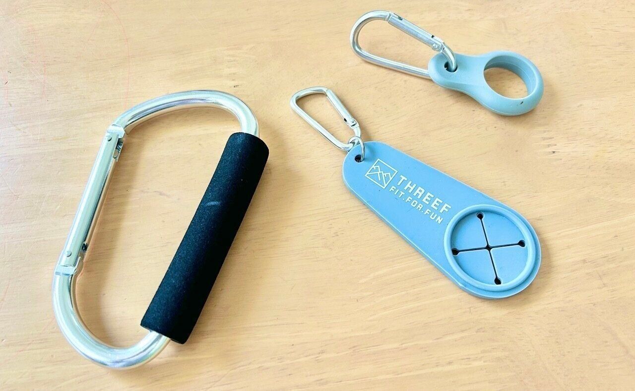 子連れお出かけの必需品！100均で買える「カラビナ」が「夫の手ぶら問題」を解決！