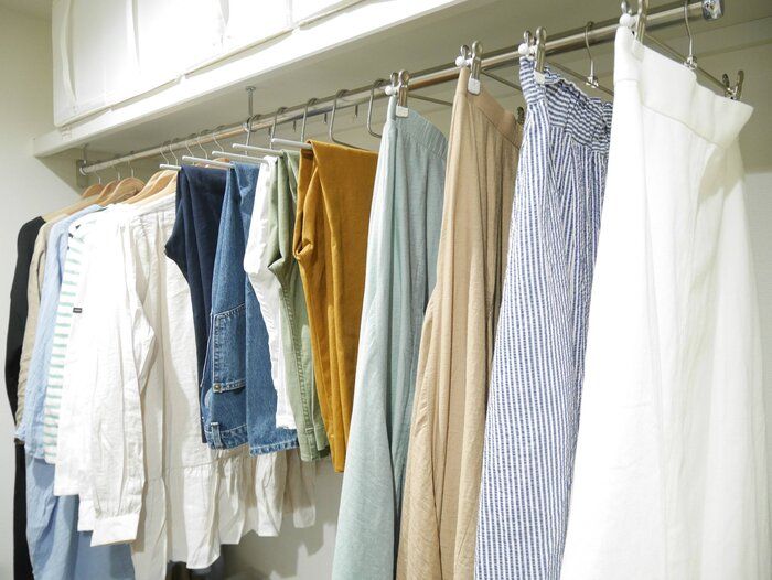 【服を減らしたい方へ】手放すべき服が自然と分かるクローゼット収納術