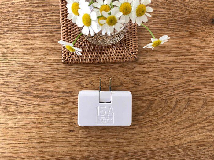 薄型電源タップで、あの悩みが解消しました！