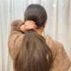 ヘアゴムがない時に便利!ヘアゴムなしの一つ結びヘアアレンジ♪