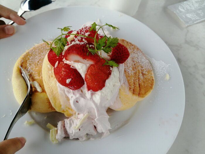 淡路島でリゾート気分♪幸せのパンケーキとスワンボート