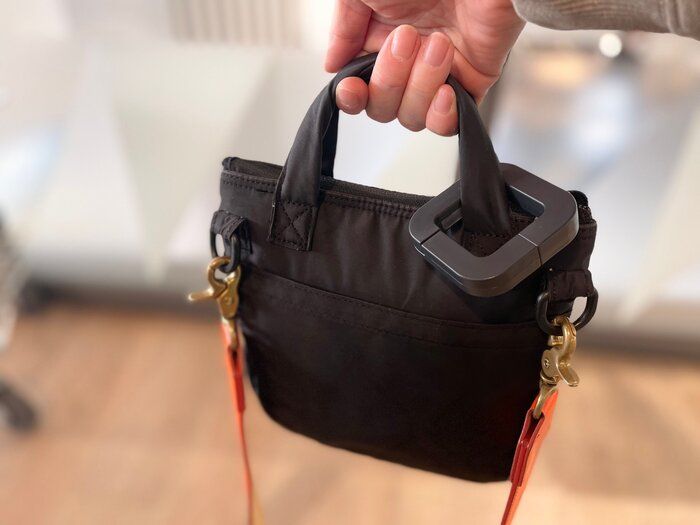 【無印良品】荷物が多い主婦の味方！トラベルバッグハンガーはこう使う