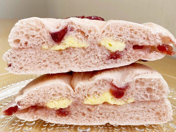 【ローソン】主役はバター！追いバターのインパクトが強すぎる新作パン！