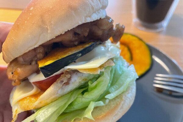 【業務スーパーでお家ハンバーガー！】家計にも身体にも優しい、4児ママのおうちごはん