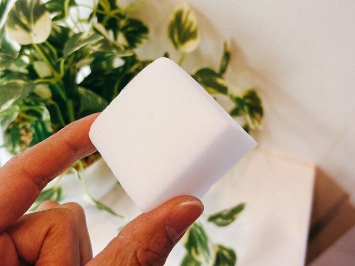 【メラミンスポンジ】知ってよかった！メラミンスポンジの間違った使い方