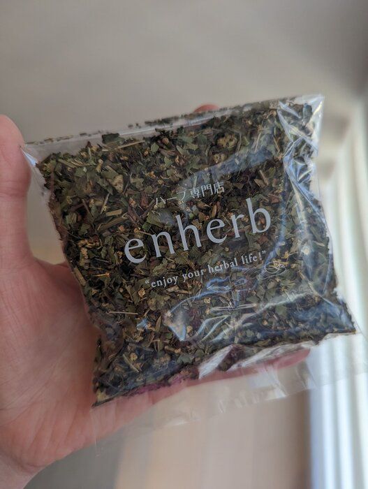 enherbの『花通信』で鼻水が楽に！