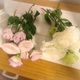 使うのは○○だけ!少しの花をボリューミーに見せる方法