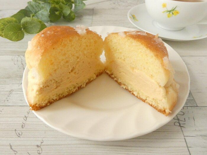 【ファミマ】フランス菓子「トロペジェンヌ」が新登場!!ふんわりブリオッシュに濃厚カスタードがやみつきのおいしさ