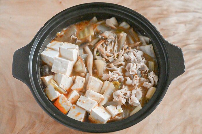 【無印良品】お店で出てくるような火鍋を自宅で手軽に楽しもう♪安く手に入るきのこを主役にするお手軽レシピ付き