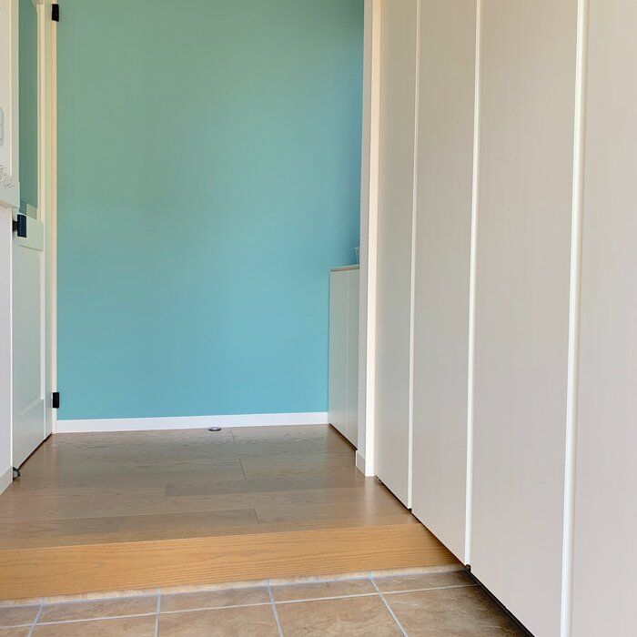 【玄関が狭い人限定】狭すぎる玄関をすっきり片付ける3つのポイント