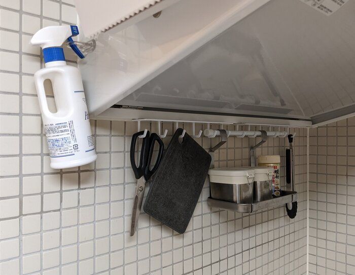 【キッチン収納】掛けると作業効率アップ！“引っ掛け収納”アイデア5選