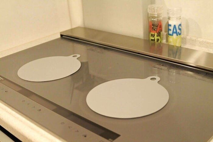 【ダイソー】IHの汚れ防止対策にリピし続けているIH用フラットマット