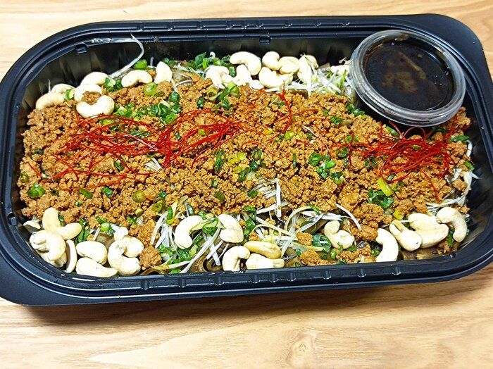 【コストコ】なんか黒い！これはいったい何？気になるデリを発見！