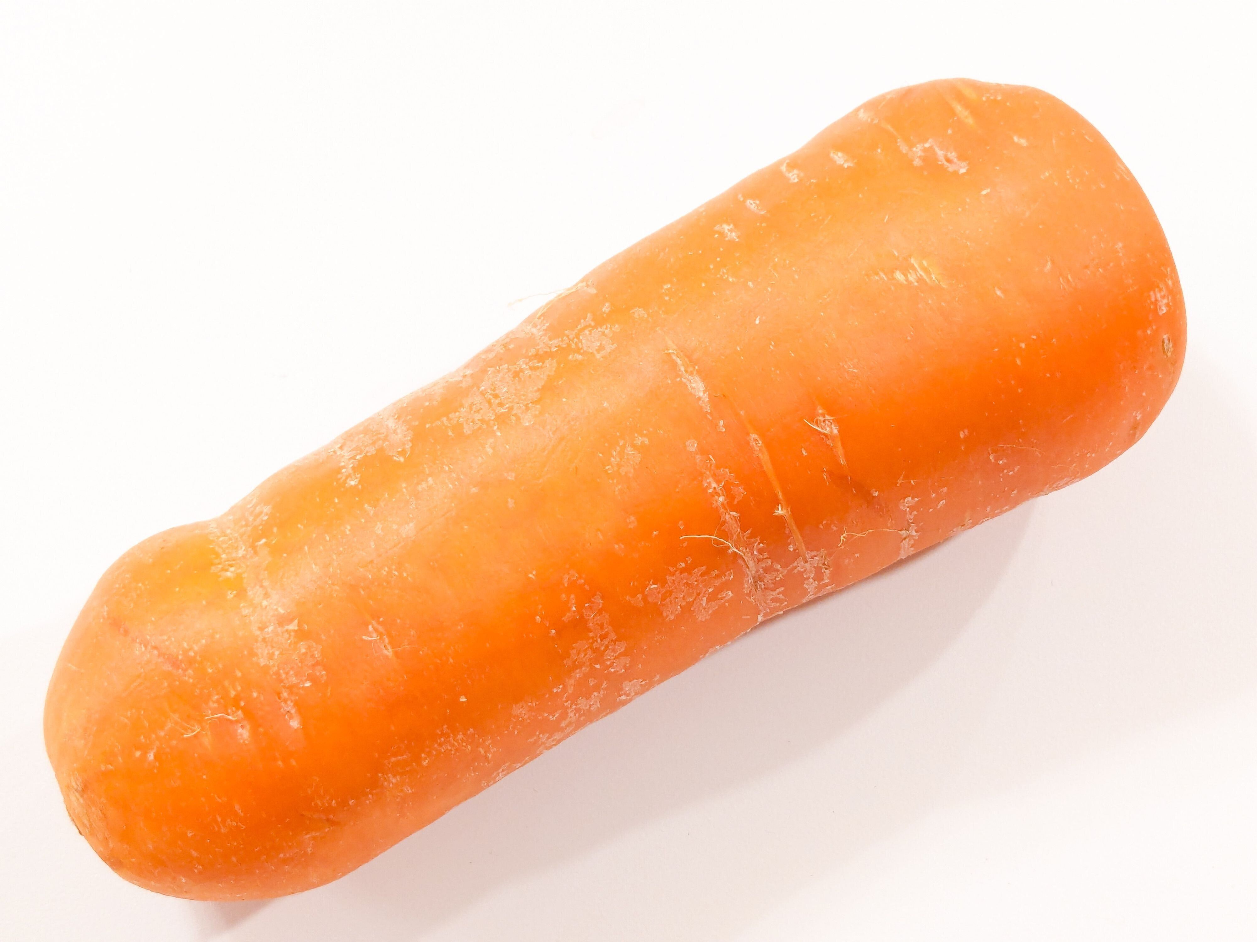 【冷凍貯金】知ってた？！家事がラクになる「にんじんの冷凍保存」と活用レシピ2選