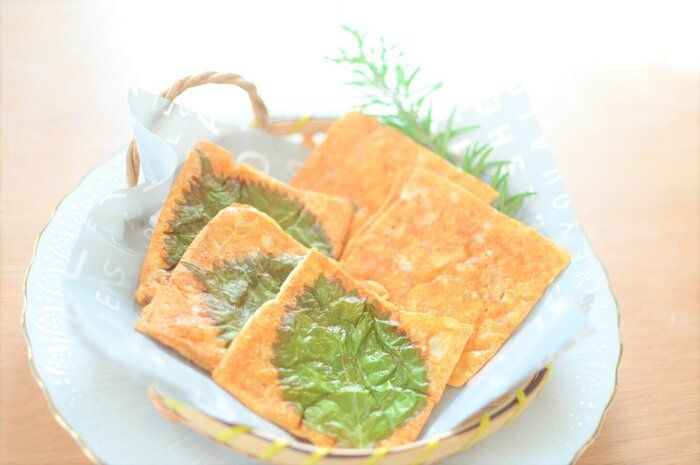 材料2つ【パリパリ焼きチーズ】おつまみにぴったり！ただ焼くだけの濃厚チーズレシピ