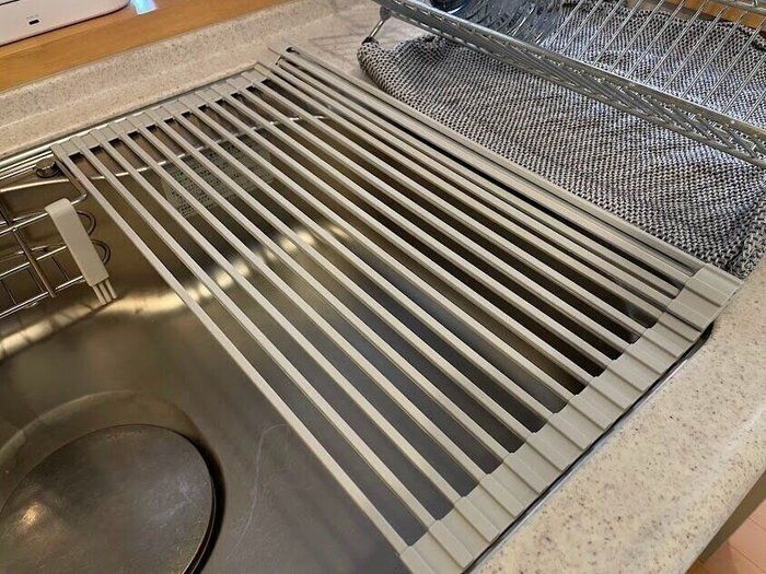 水切りラックや水切りカゴを卒業したい方におすすめ！ロールタイプの水切りマット