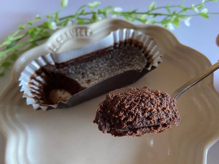 【ローソンストア100】新作スイーツがすごい！本格濃厚ガトーショコラがプチプラで味わえます