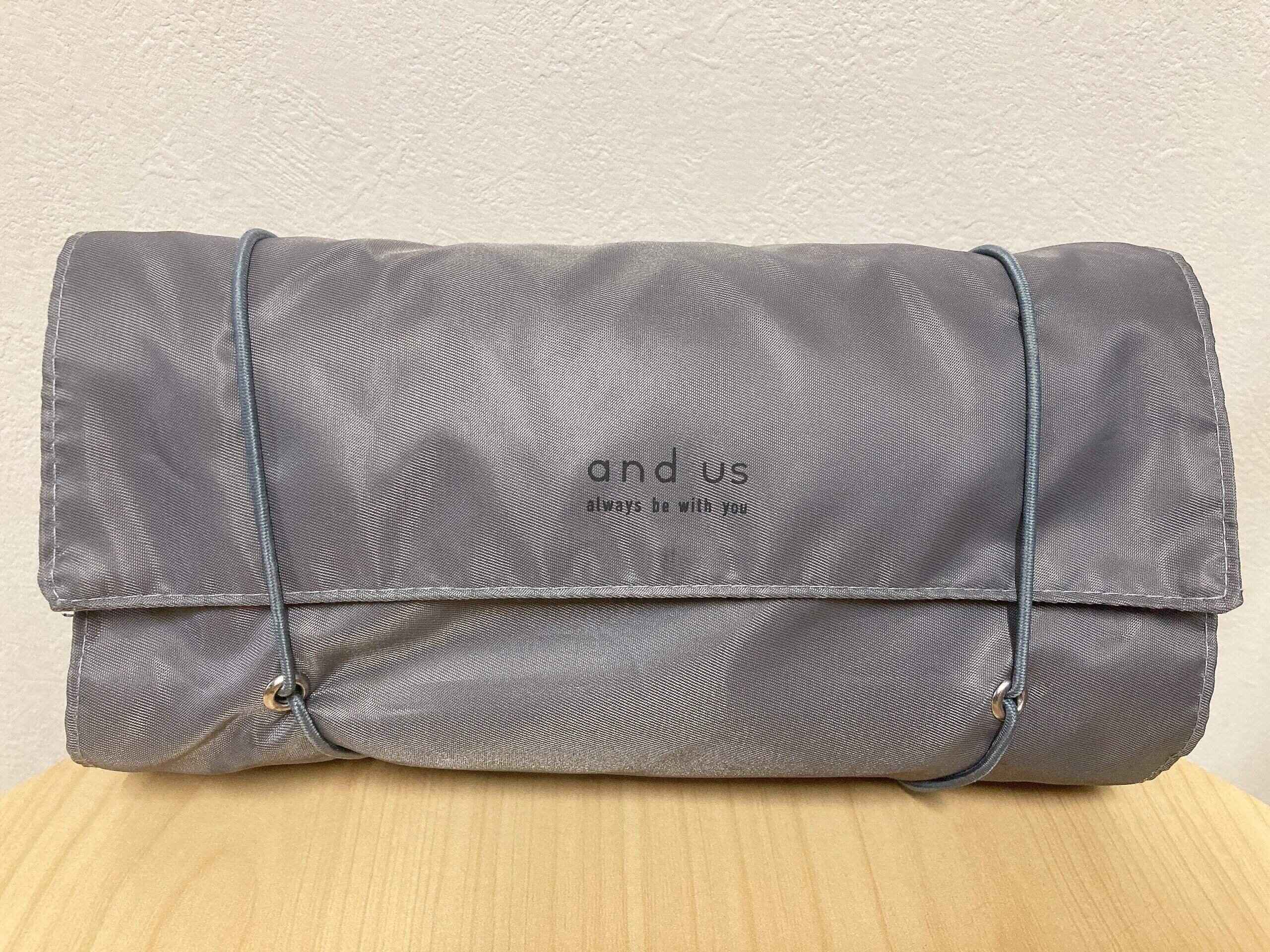 【3COINS】使い道多数！家でも旅行でも大活躍するおしゃれ取り外しポーチ