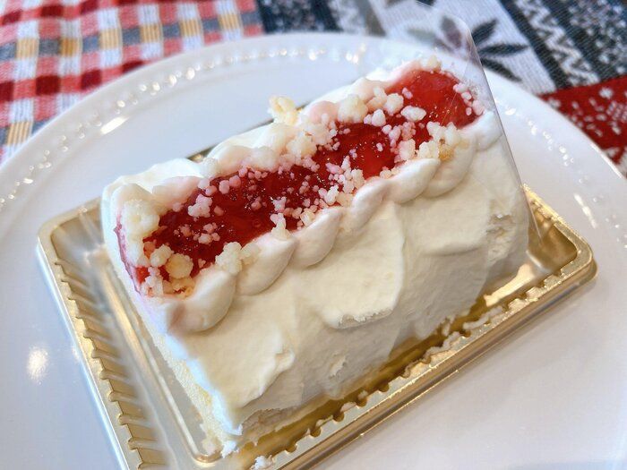 【スタバ】マニアがホリデーシーズンの特別な日に食べたいケーキとは